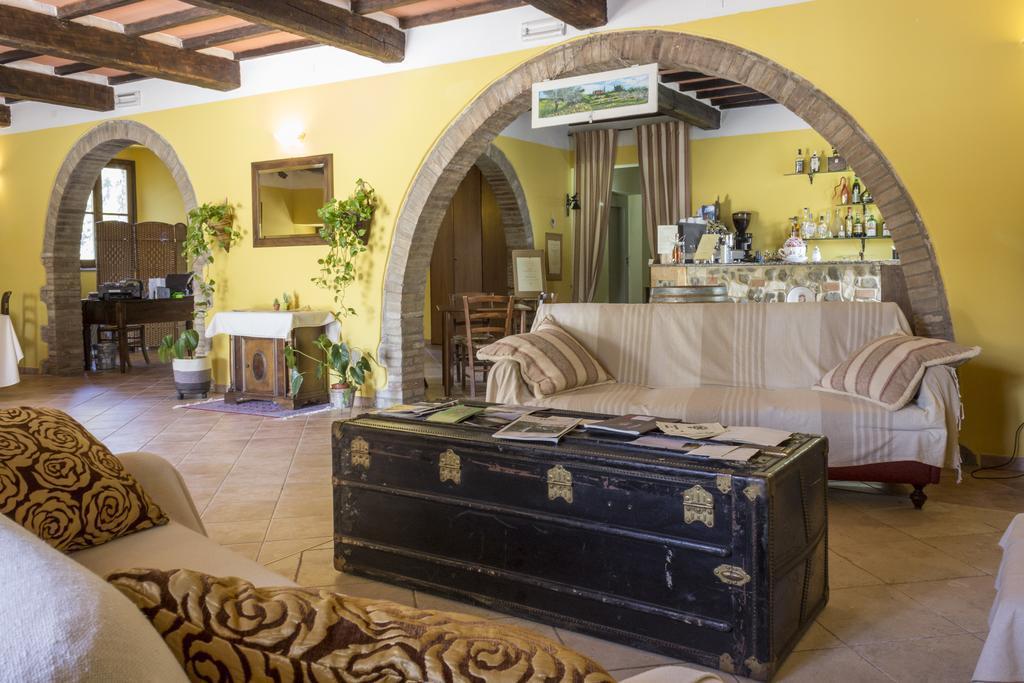 Country House La Fattoria Bellandi Contignano ภายนอก รูปภาพ